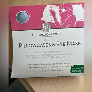 NWT Huntington Home Satin Pillowcase and eye mask